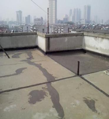 瑞丽漏水维修 楼顶漏水是什么原因，楼顶漏水维修方法是什么?
